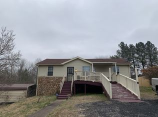 1331 Courtney Dr, Clarksville, TN 37042