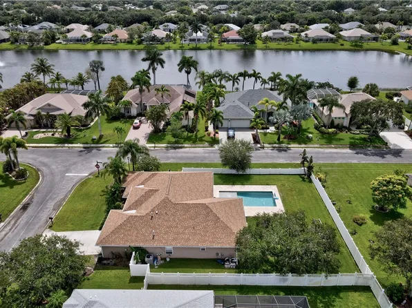 4715 Bella Rae Ln SW, Vero Beach, FL 32968