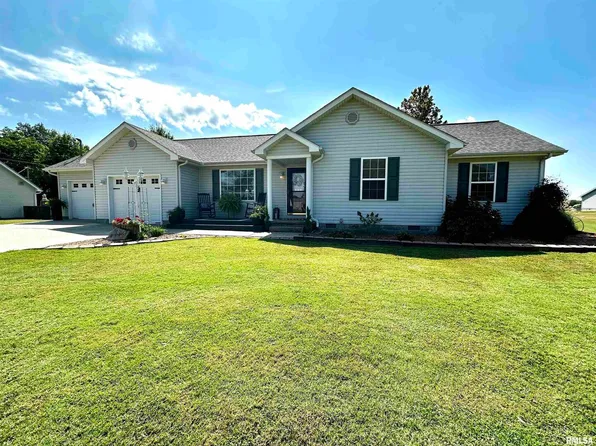 605 Briddick St, Eldorado, IL 62930