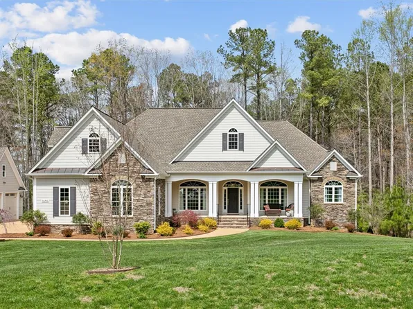 1690 Centennial Dr, Toano, VA 23168