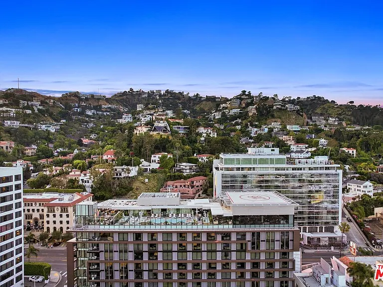 8420 Sunset Blvd #307 — Photo 38