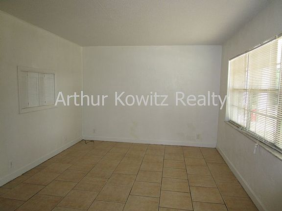 2nd image of 1140 S Ridgewood Ave APT 119