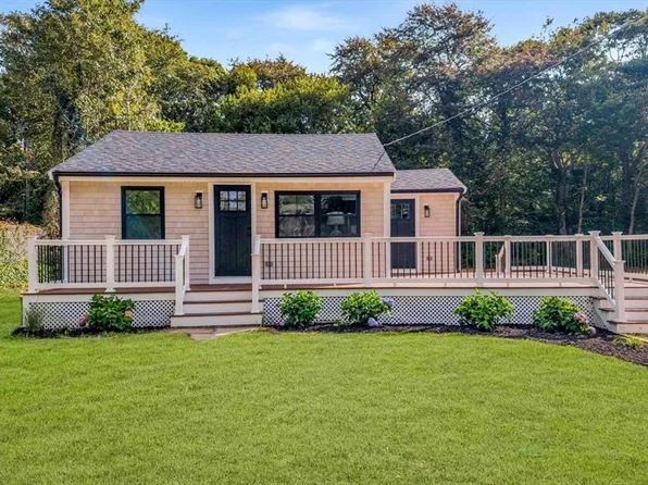 109 Ebony St, Fairhaven, MA 02719