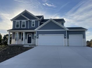 W168N10195 Bittersweet Trl, Germantown, WI 53022