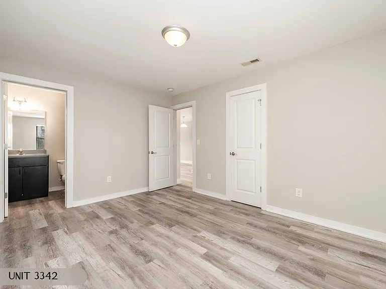 3340 Washburn Ave — Photo 14