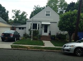 31 Linden St, Staten Island, NY 10310