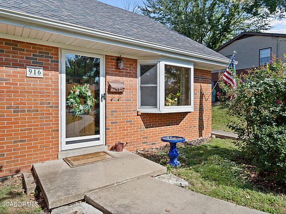 2nd image of 916 Minnesota Ave