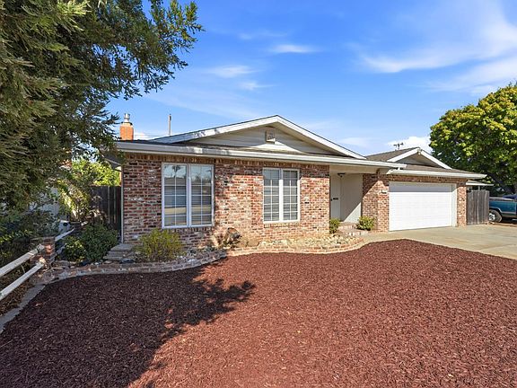 2nd image of 2127 Tracy Place