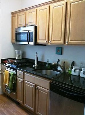 1st image of 676 Washington St #3
