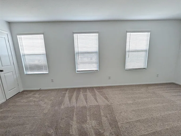 152 Avre Loop — Photo 15