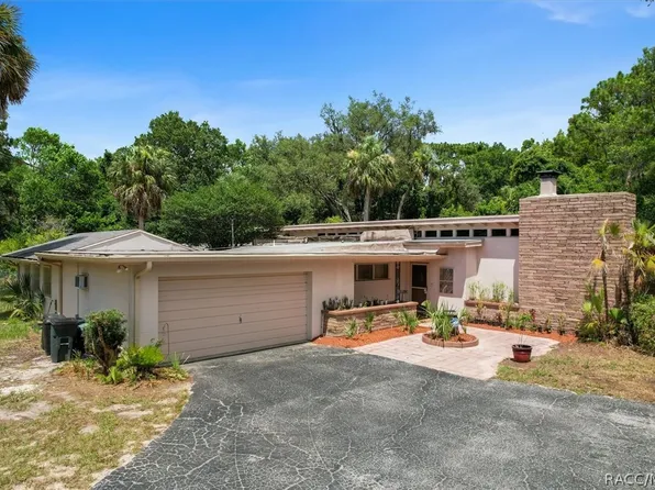 219 S Hibiscus Ave, Crystal River, FL 34429
