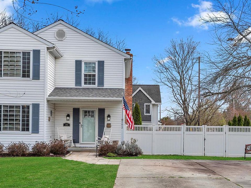 1st image of 202 Glen Ave