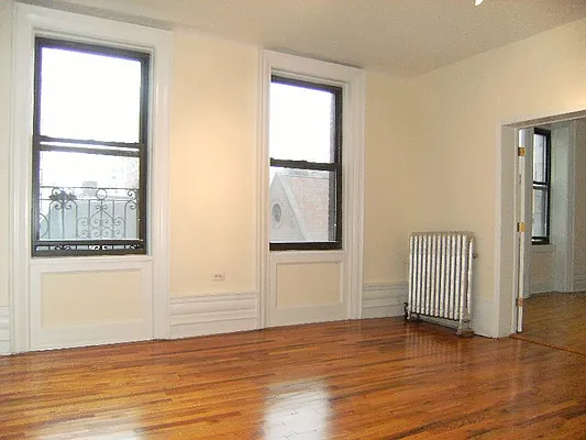 Rented by City Connections Realty | media 20