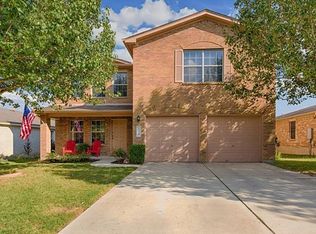 110 Remington Dr, Kyle, TX 78640