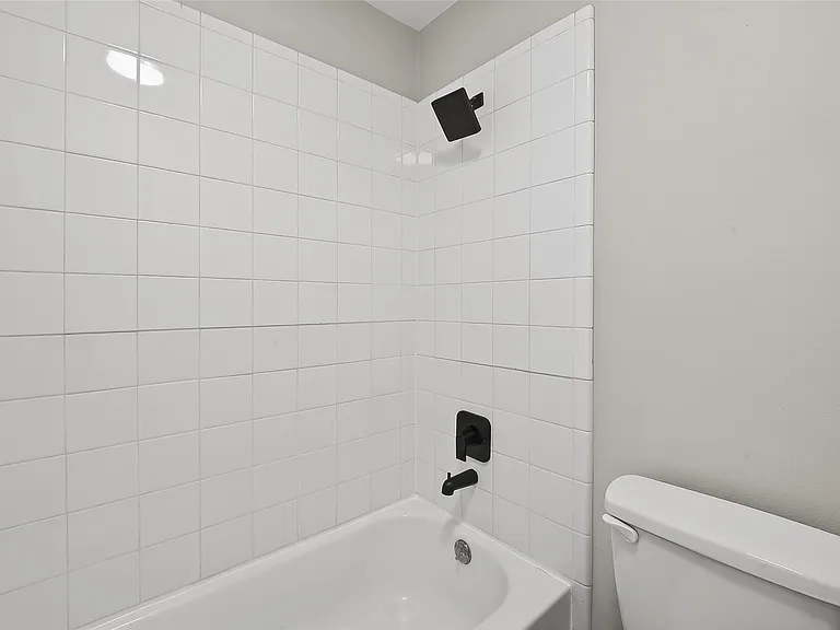 16311 Yabbie Dr — Photo 37