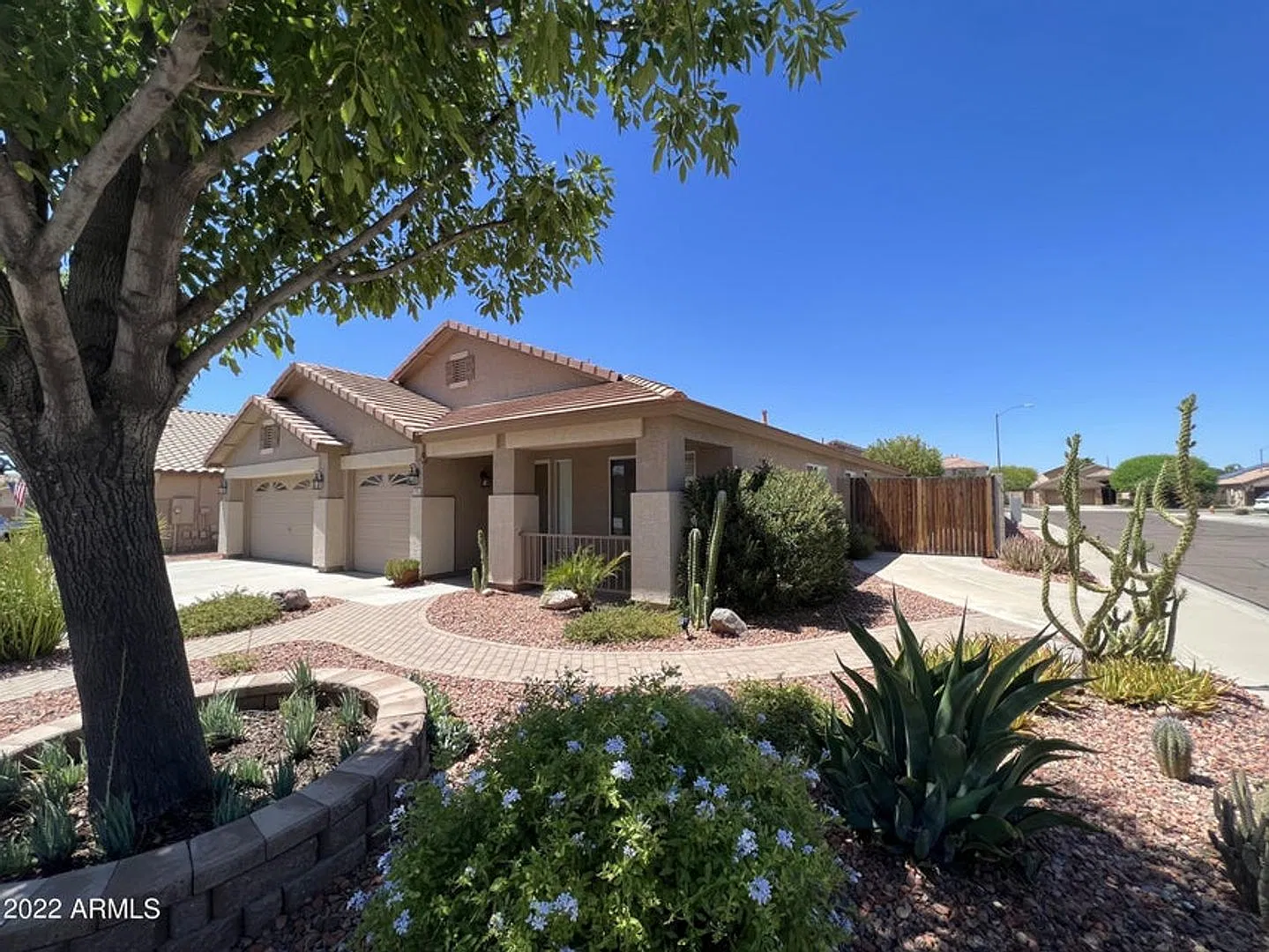 Nice 4 bedroom with swimming pool! — Photo 3