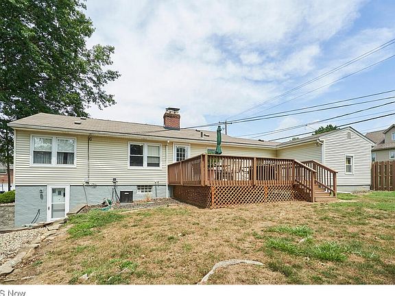 3rd image of 244 E Linwood Ave