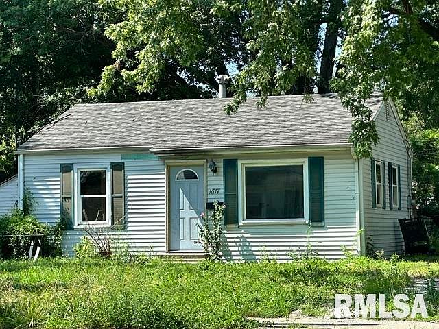 1st image of 1617 W North Grand Ave