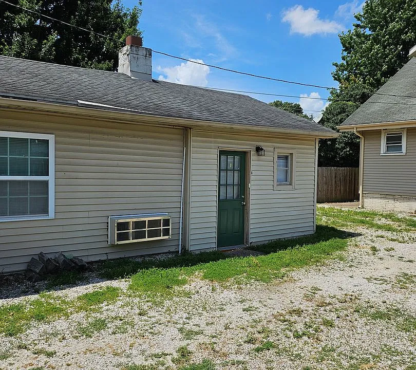 1505 Lincoln Ave