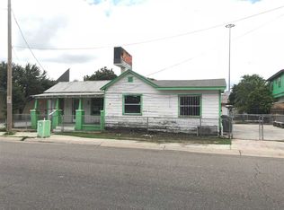 1402 San Eduardo Ave, Laredo, TX 78040