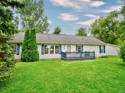 5206 Lippincott Blvd, Burton, MI, 48519