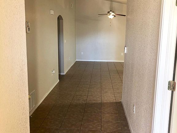 3rd image of 10520 Canyon Sage Dr