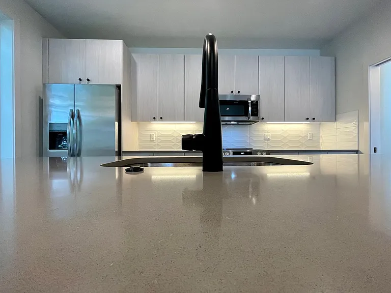 601 SE Spokane St #201 — Photo 12