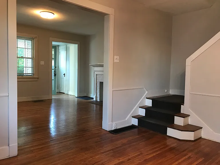 1374 Mulford Rd #1370 — Photo 2