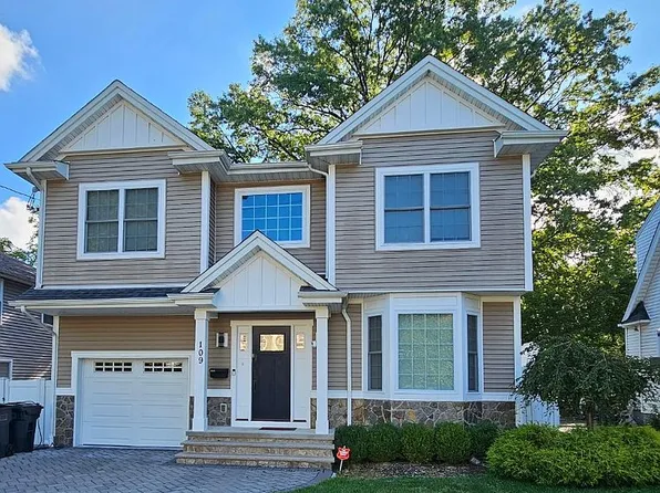109 Wilbur Rd, Bergenfield, NJ 07621