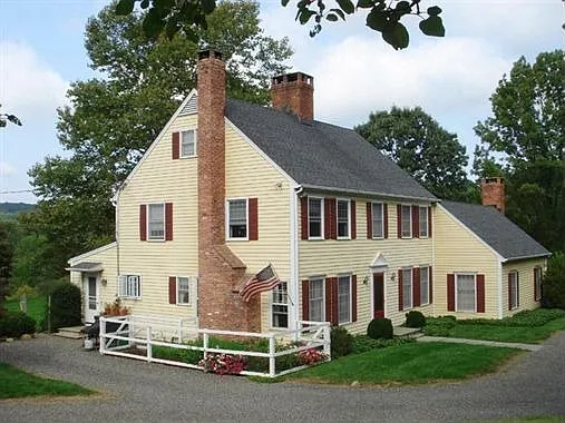 95 Pleasant Valley Rd photo 1