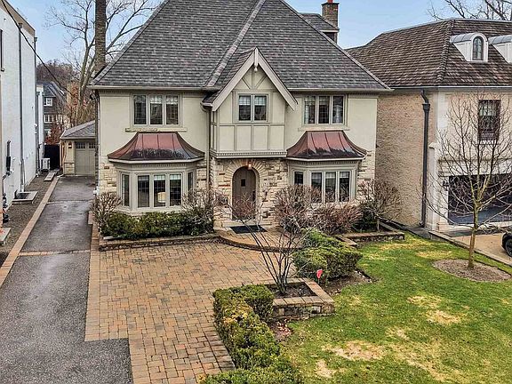 2nd image of 12 Killarney Rd