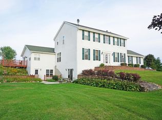 N8404 Witte Ln, Watertown, WI 53094