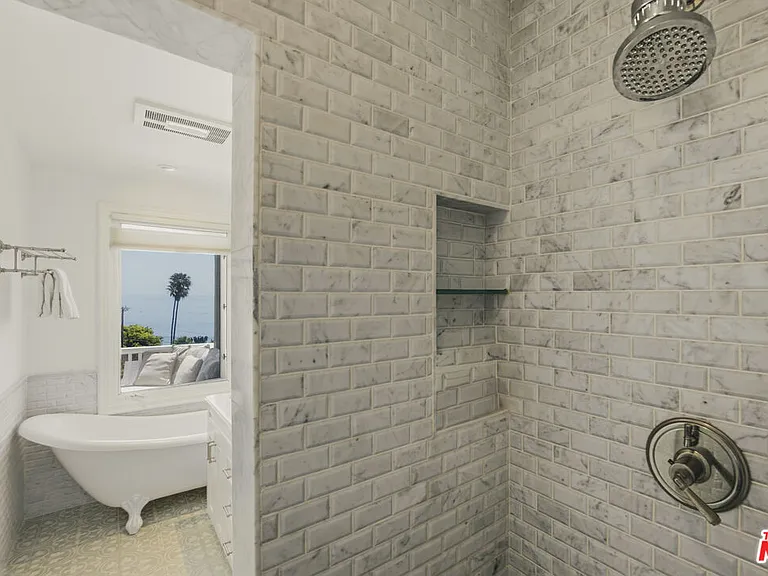 26723 Latigo Shore Dr — Photo 17