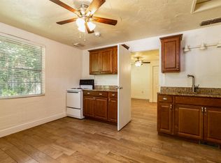 115 NW 10th St APT 5, Gainesville, FL 32601