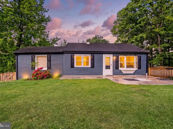 9529 Temple Hill Rd, Clinton, MD 20735