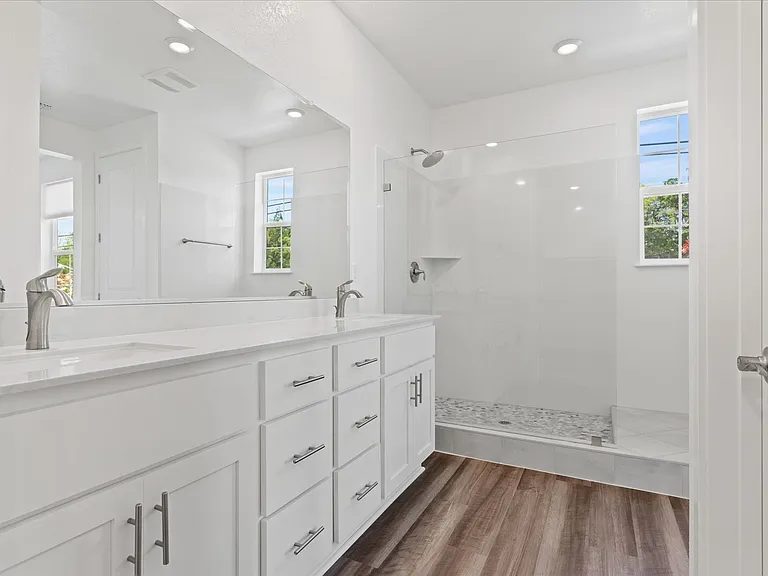 6921 Peak Way — Photo 35