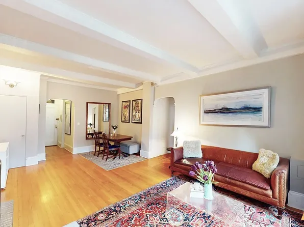 212 East 48th Street image 1 of 12