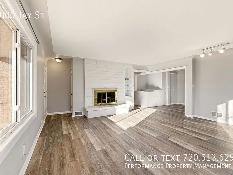 4000 Jay St — Photo 5