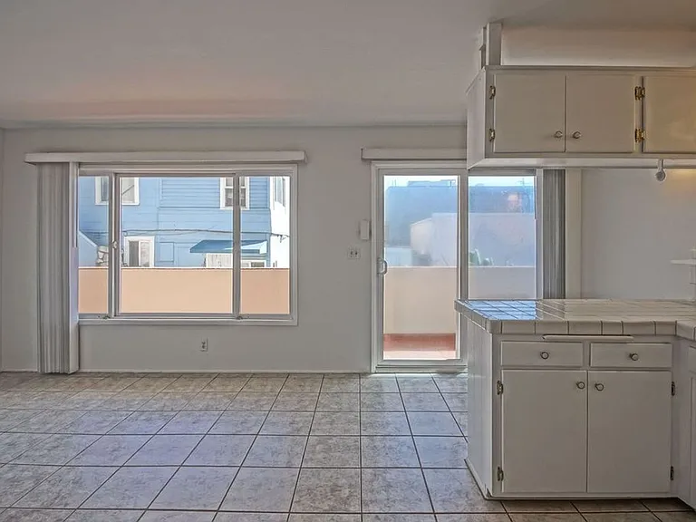 3814 Highland Ave — Photo 5