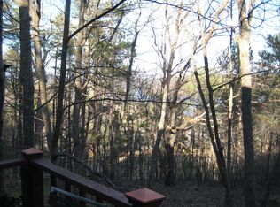 117 Lake Cottages Ct, Waleska, GA