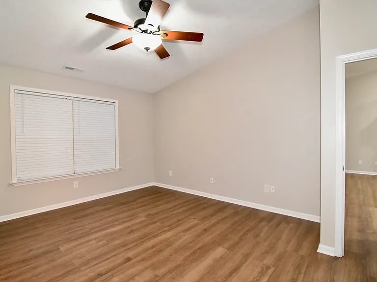 13978 Keams Dr — Photo 13