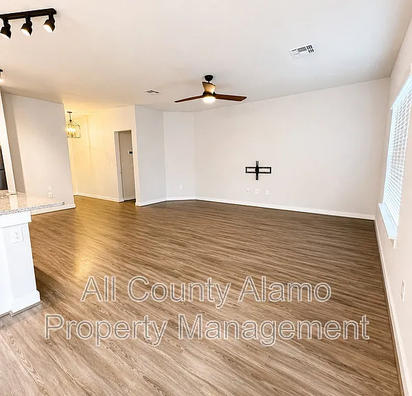 10542 Francisco Way — Photo 8
