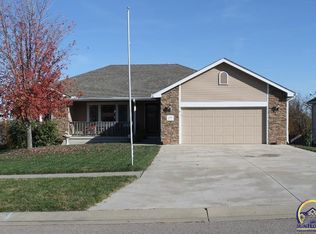 4426 SE Gemstone Ln, Topeka, KS 66609