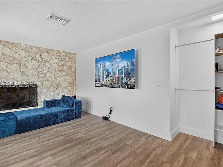 16840 SW 87th Ave — Photo 60