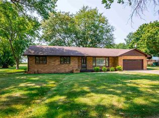 103 S Farmer St, Brighton, IA 52540