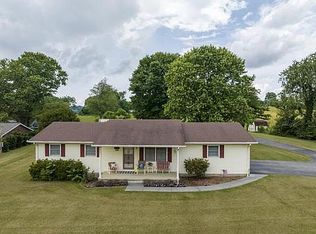 149 Fairridge Rd, Johnson City, TN 37604