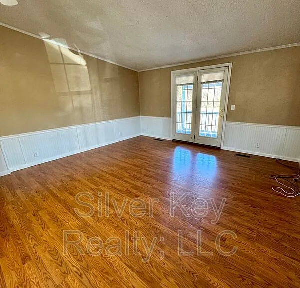 388 River Rd — Photo 8