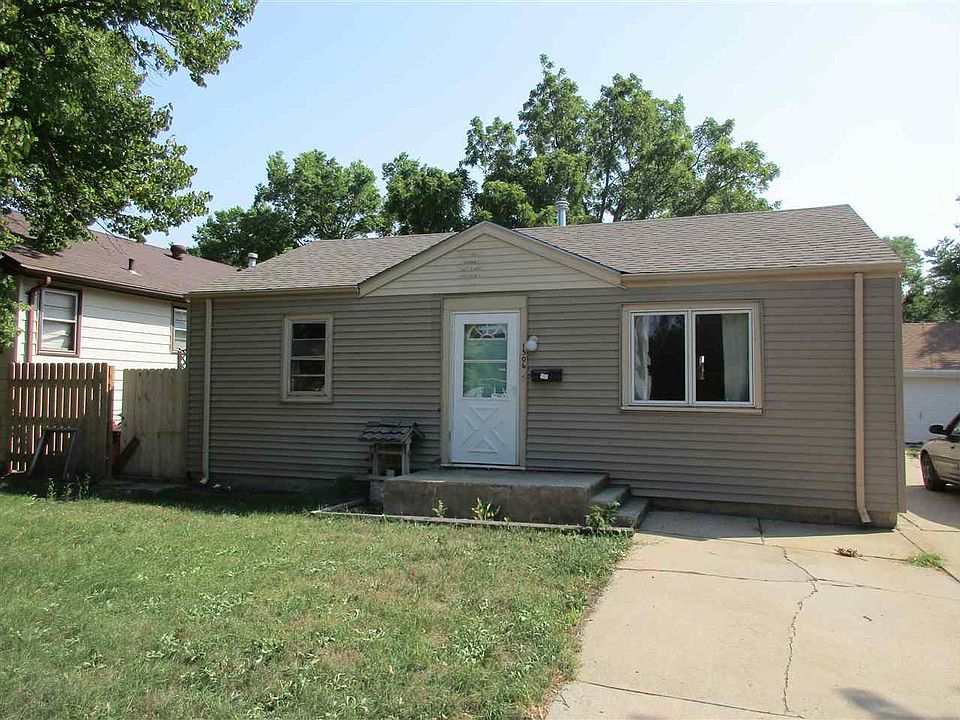 1st image of 1506 W 1st St