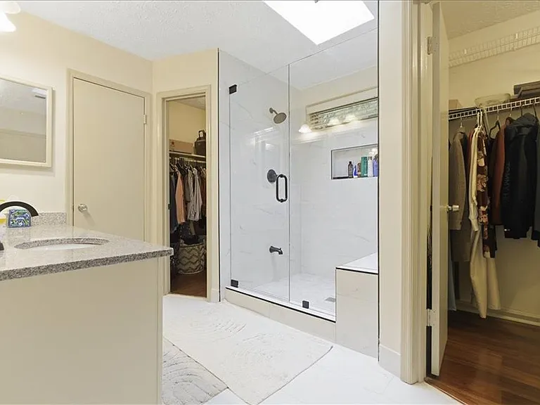 2025 Kristian Way — Photo 17
