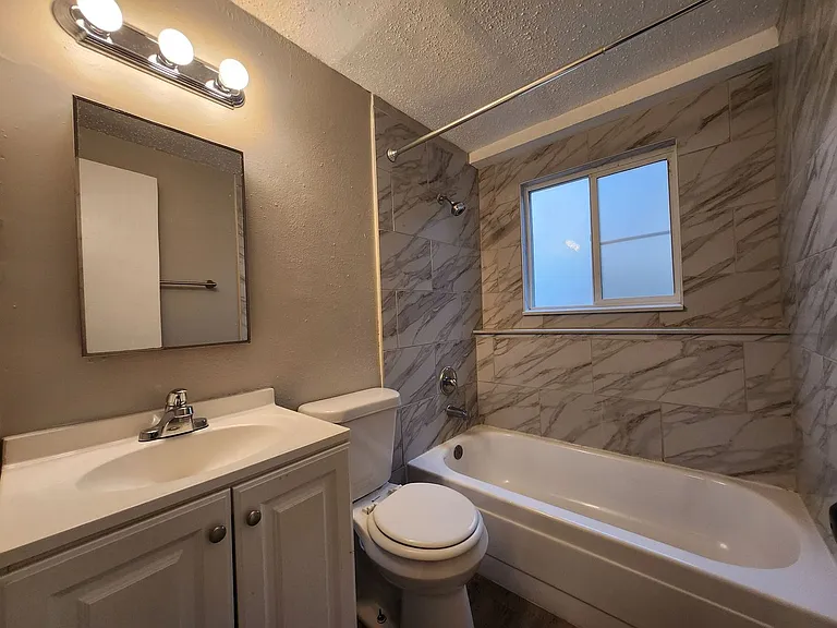 7135 Alegre Cir #4 — Photo 14